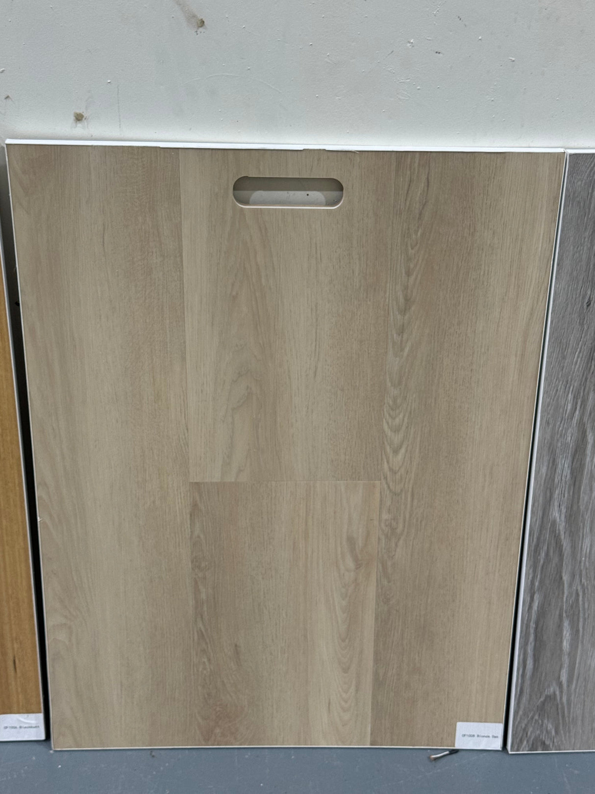 7.5mm Blonde Oak SPC Hybrid Flooring – 1.4m² per Box